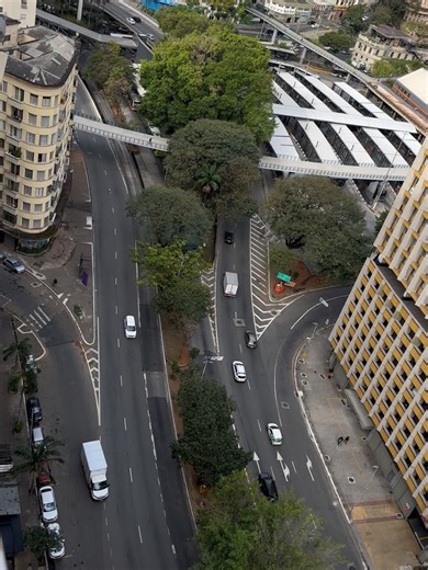 Felippe Masson on Instagram: "☕️ 🏢"