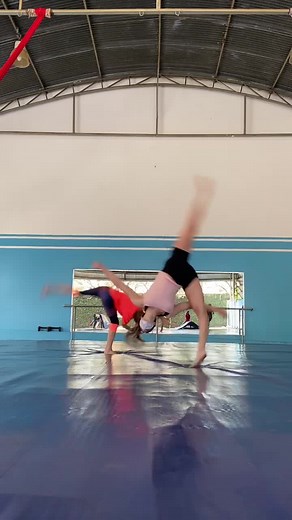 Amazing Duo Gymnastics Tumbling | Eloah2902