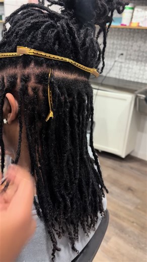 Loc retie #locretightening #locrepair #locs #fyp #locsoftiktok