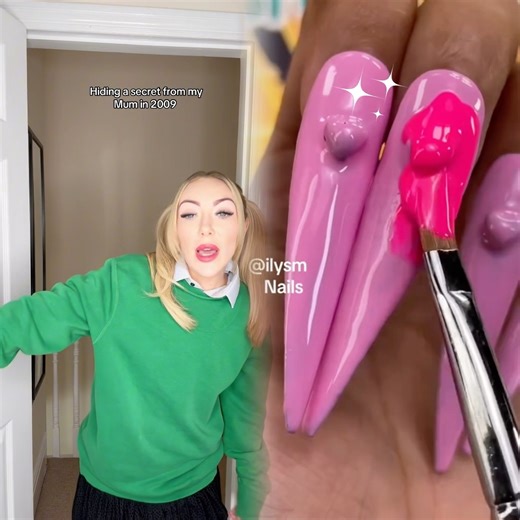 Hiding a secret from my Mum in 2009