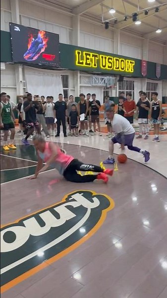 Professor FLOORS Defender 1v1 who LOSES TOOTH