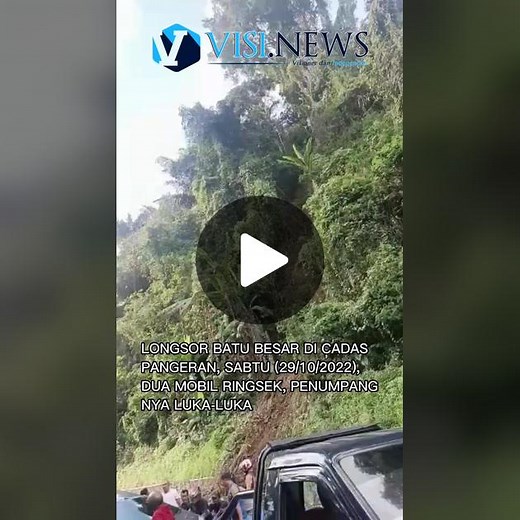 Longsor di Cadas Pangeran: Dua Mobil Ringsek