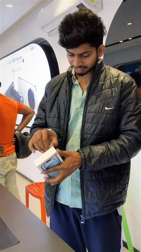 पीयूष ठाकुर 8085🚩 on Instagram: "@piyush_rajput8085 🙏 . . .#iphone #trending #viralreels #explore #up"