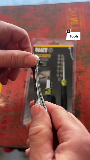 Klein Tools Multi Bit Screwdriver and Mini Ratchet Set 60600