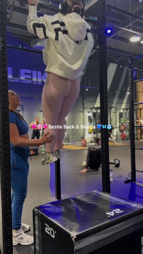 back & bi 🌸🦋💖💙 assisted pull-ups x3 slow eccentrics x3 cable rows x3 face pulls x3 lat pull x3 bicep curls x3 #creatorsearchinsights #gymimprovement #fitjourney #musclegrowth #fitnessmotivation @DFYNE @DFYNE.HQ @JD Gyms