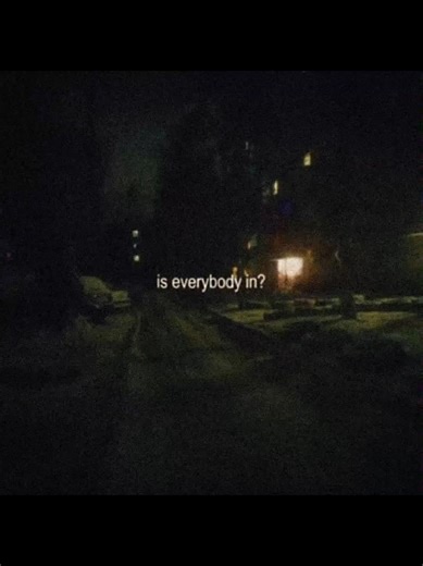 Feel Good Inc. by Gorillaz - Music and Lyrics