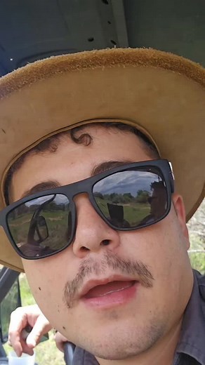 6.4K views · 740 reactions | daar loop my biltong @ivanroux_ Roux @franprins Prins @universalmusiek Kokamoya Safaris | Mnr Brannas | Facebook