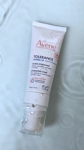 Quench Thirsty Skin with Avène Tolerance Hydra-10 Fluid
