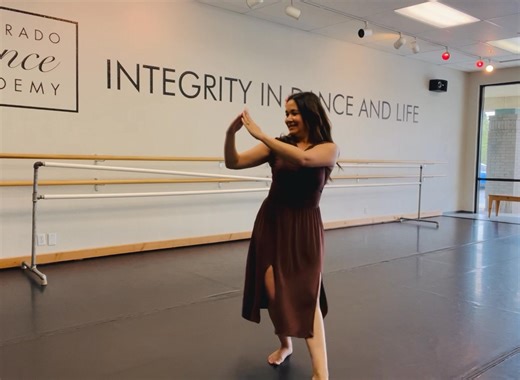 1.3K views · 27 reactions | When that hula dance feels so good and you enjoy every step! ❤️ What’s your favorite hula dance? ☺️ #hula #huladance #koali #aloha #alohaspirit #hawaiian #dance #alohadancers #polynesian #learn #halau #happiness | Aloha Dancers | Facebook