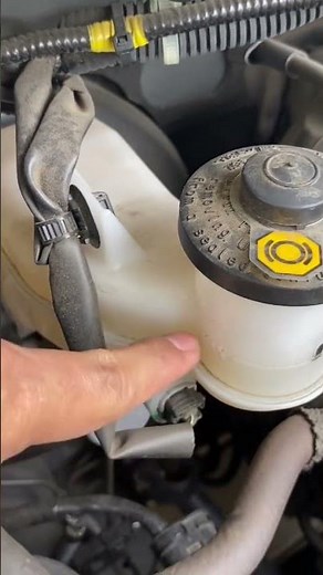 How to Check Toyota Avanza Brake Fluid