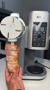 675K views · 4.1K reactions | Cinnamon Roll Ice Cream Cones. 10/10!!!! Banana Pudding ice cream is the BEST! #foodie #NinjaKitchen | Daron The Chef | Facebook