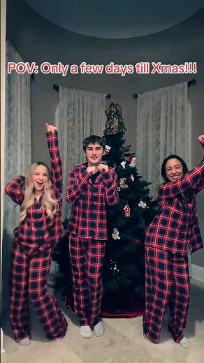 only a few more days until Christmas !! #shorts #holidaysonshorts #christmas #xmas #dance