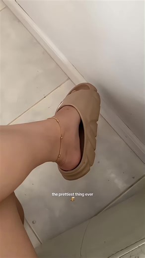 Stylish Anklet Ideas for Every Outfit