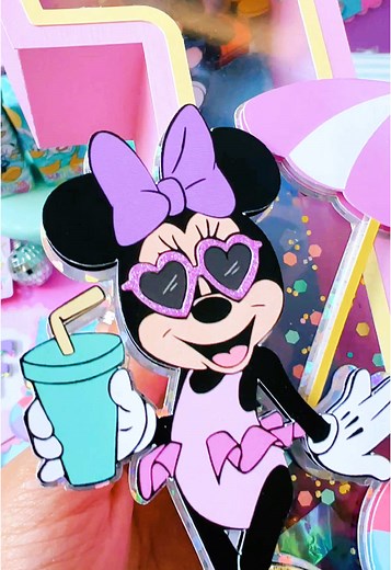 Fiesta Temática de Minnie Mouse: Pool Party Inolvidable