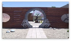 South Dakota artist adorns 'Tree of Life' sculpture with blossoms from around the world