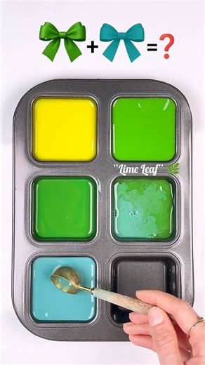 “3 Shades of Green 🌿💛💧 Fresh & Vibrant Mixes” #colormixing #artshorts #colormixingmagic #colormix