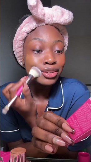 if your foundation keeps making you look greasy… stop using it this Doll 10 peptide blur stick gives
