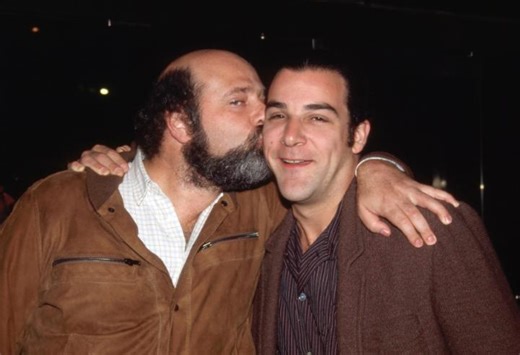 Rob Reiner was “one of the most generous, kind people” Mandy Patinkin says he ever met. Patinkin, who worked with Reiner on “The Princess Bride,” says the actor-director’s death is “unbearable.” | CBS Mornings