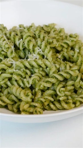 Green (Pesto) Pasta Recipe 🌿🤤