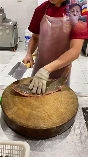 cutting a fish in a few sec #subscribe