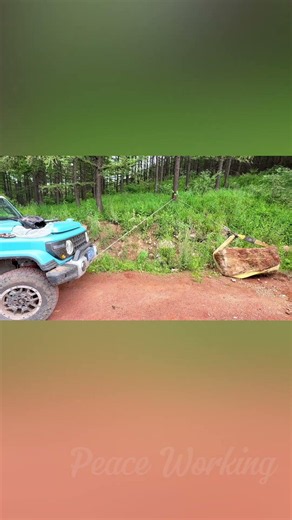 Heavy Winch vs Giant Rock! 🛞