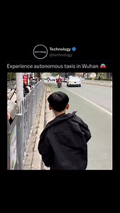 Autonomous taxis have been running on the streets of Wuhan since 2022, quietly becoming part of daily life as people step into cars that drive themselves with no human behind the wheel. 🚖🤖 Each vehicle handles more than 20 rides per day, showing how quickly this technology has moved from experiment to routine service in one of China’s busiest cities. What once felt like science fiction is now an everyday option for commuters, with self-driving taxis steadily proving their place in the future o