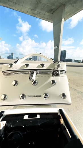 Signed, sealed, delivered. The Jana bag makes it to our Valentine's Day set in style. 😉 https://www.michaelkors.com/womens-new-arrivals/ | Michael Kors