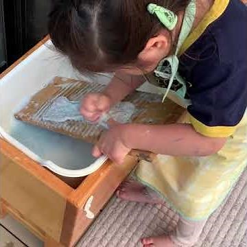 全力で洗濯！／モンテッソーリ教育（日常生活の練習）