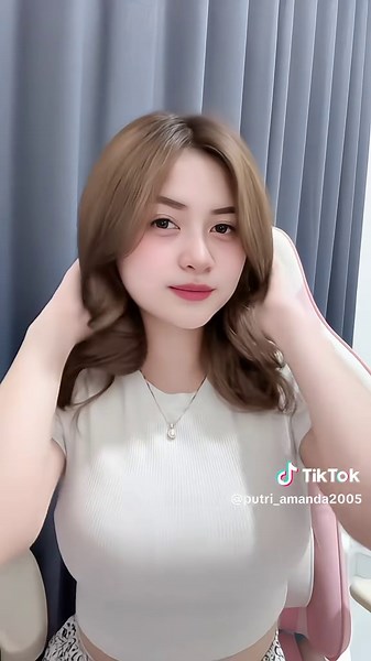 Puput 🍎 (@putri_amanda2005)’s videos with DJ ANU REMON SAKIT LAGI BREAKFUNK BY HAN BOY SOPAN - 𝙙𝙚𝙬𝙬 ୨ৎ