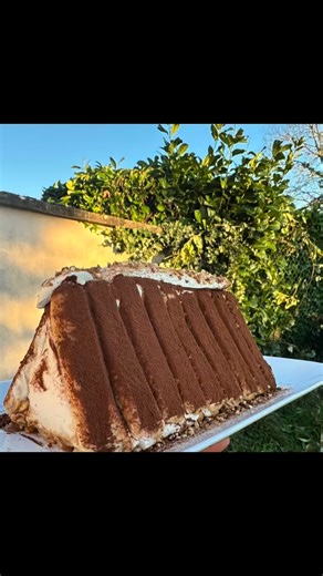 sonia cooking | Une bûche simple rapide à faire avec peu ingrédients et surtout sans cuisson. Un jeu d’enfant, voilà une bonne activité pour occuper les... | Instagram