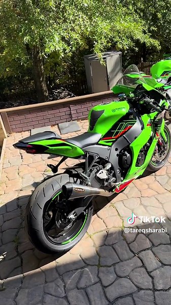 Kawasaki Ninja ZX4RR vs ZX10R Sound Comparison with Hindle Megaphone Exhaust