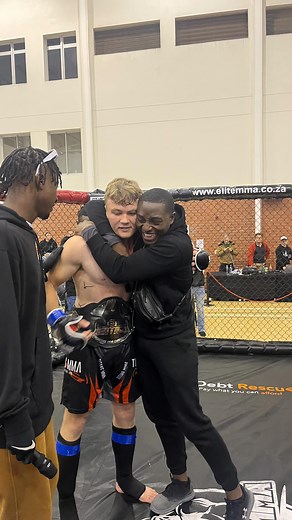 Men’s Middleweight Title Fight 83.1kg Pietie Lubbe beat Steve Kassakula via guillotine in the first round. #mzansimma #mma #africa #southafrica #ufc #instagood #insta | Mzansi MMA