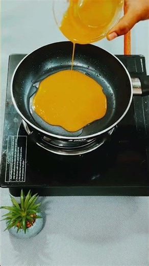 Stop Scrolling… This Puffy Omelette Looks TOO Good 🤤🍳