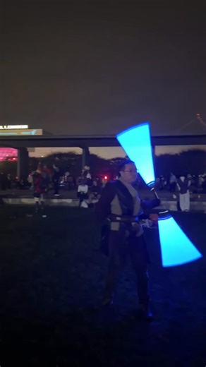 POV: Cosplayers on the Sunday evening at MCM 😴 | MCM London Comic Con