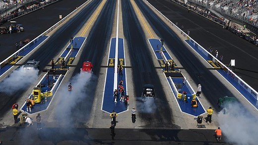 Watch the entire first qualifying session from the Four-Wide Nationals free