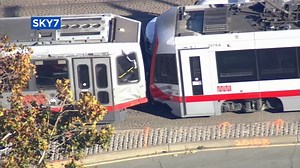 7 injured after 2 Muni trains collide near Embarcadero in San Francisco