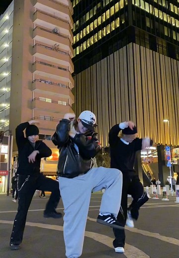 BTS Mic Drop Dance Performance: A Must-Watch!