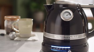 KitchenAid 1.5 L Pro Line Series Electric Kettle,KEK1522, Frosted Pearl White