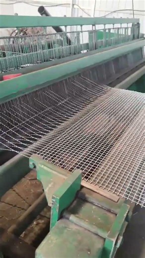 Chain Link Fence Making Machine with Wire Feeding and Mesh Rolling
