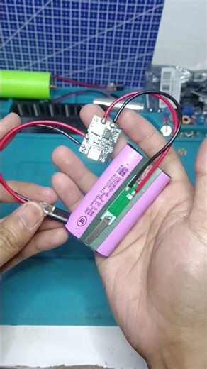 1S 2P 3.7v 5200mAh 🔋⚡with Type-C USB 5v 2A boost converterFor arduino robotics #Battery #DIYProjects