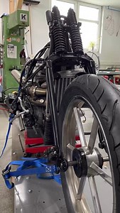 How I hillbilly modified a springer front end.. Making an I-beam style @wwcycles springer fork fit for Triumph with little equipment. A bit of everything drilling, machining, welding and grinding. There was a lot more grinding involved than shown! And I'm a big fan of tig brazing...fyi. @motorradtellenbrock thanks for the opportunity!! #custombike #metalwork #triumphdragbike #triumph #welding #handwerk #fabrication #madetomake #customfork #chopper #bobber #racebike #caferacer #aluminumbody #weld