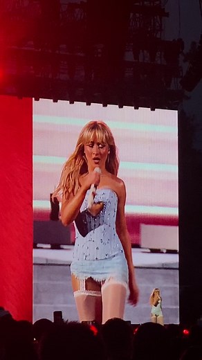 eras tour mexico city te amooo | sabrina carpenter