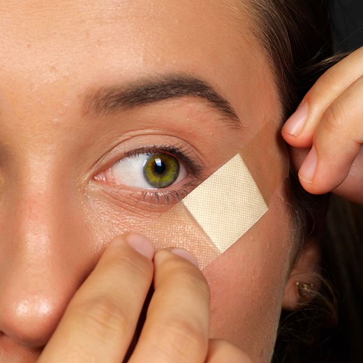 Tricks to line your eyes. 👁 | Bright Side