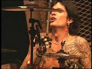Motley Crue- Kickstart My Heart (LIVE) 2008 - Argentina