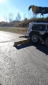 349K views · 4.7K reactions | Keep it straightforward, even when the Semi doesn’t!  | Ron Pratt | Facebook