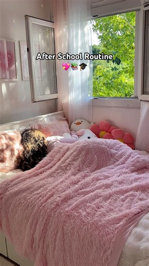 After School Routine 💖📚🎓 #routines #school #room #girls #fyp #pink