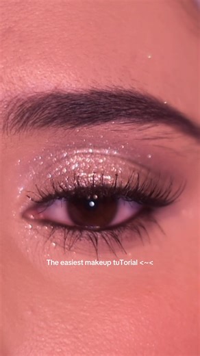 Easiest Glitter Makeup Tutorial for Stunning Looks