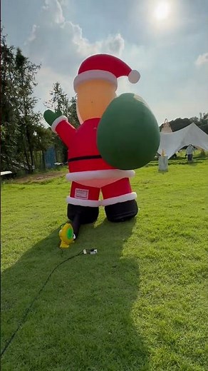 🎅 Watch This Giant Santa Inflate in Seconds! #shorts #santaclauseiscomingtotown
