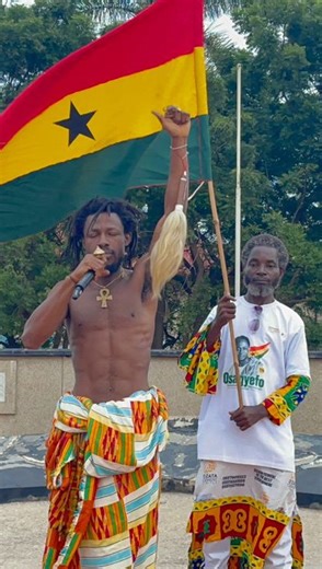 Kwabre Nyame on Instagram: "DAWURO the gong-gong was/is a traditional communicating tool in Akan land and other African cultures. the DAWURO is delivering a message to all black people, Africans through the gong-gong beater @kwamebrenya_ DAWURO is on the AFRICAN SOMEBODY album; a collaborative project by Kwame Brenya and @nkyinkyim_ AFRICAN SOMEBODY album is available on all DSPs Abibiman! Abibiman! Abibiman!!! Listen to this message from the gods and ancestors 🎥 @fofogavua #kwamebrenya #dawuro