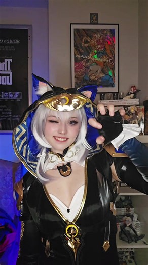 Amazing Cipher Cosplay Dance Routine